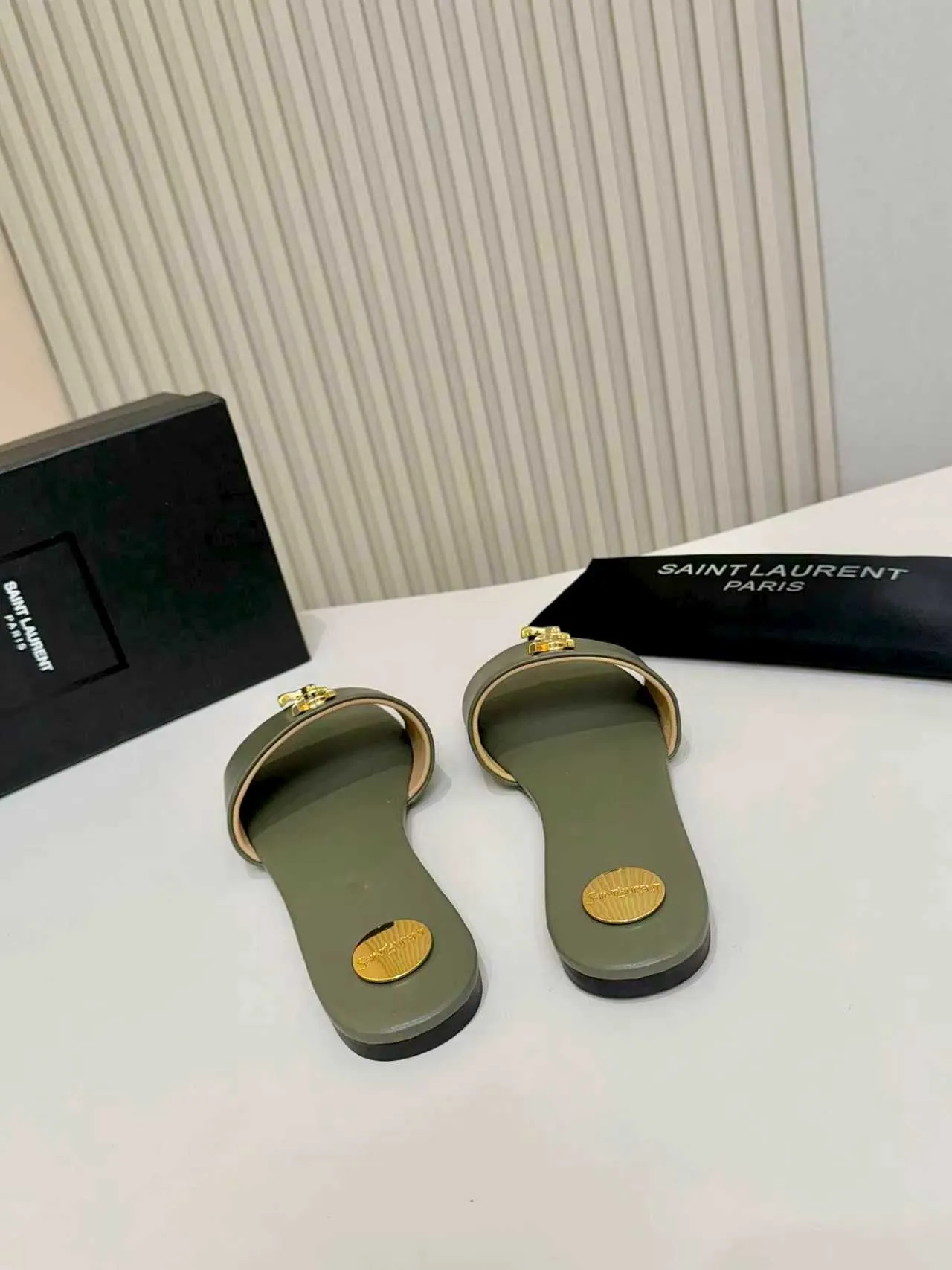 👟👟Ex-factory price 340👟👟 Genuine leather sole +40 YSL new model, upper cowhide leather lining sheepskin, size 35-44, rubber sole, genuine leather sole +40